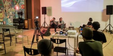 Bergerak dari Arsip Demi Mencapai Berbagai Kemungkinan: Melihat Arsip dalam Laku