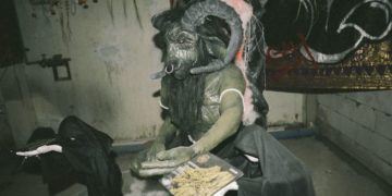 Dari Langse ke Boneka Beruang | Ulasan Ringan Instalasi Skullism Record di Ruang Baur Seni : Fraksi Epos