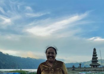 Puisi-puisi Mas Ruscitadewi | Hari Itu Kau Habiskan Cerita