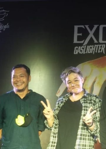 “Gaslighter”, Pasang Surut Cinta | Excira di Kanal Youtube Exciraofficial