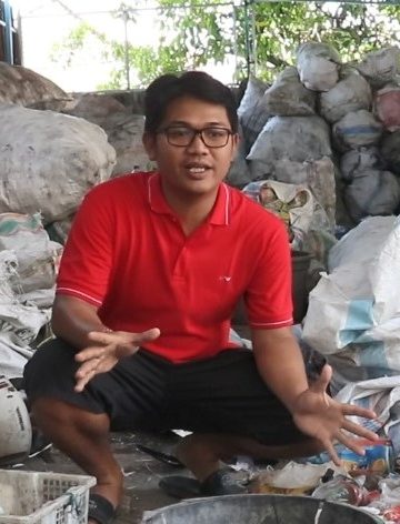 Eka Darmawan | Inspirasi Usaha Sampah Plastik Ternyata dari Kerja+Belajar di Kapal Pesiar