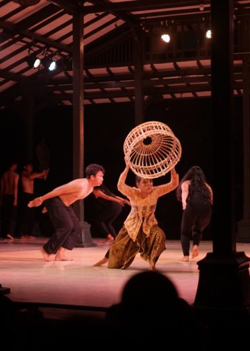 Teater Kampus Seribu Jendela Undiksha Bawa “Jero Ketut” ke Hari Teater Sedunia di Surakarta