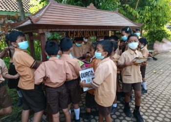 Enam Sekolah Model Penerima Penghargaan Praktik Baik Literasi Dipantau Tim KKLP Literasi Balai Bahasa Provinsi Bali