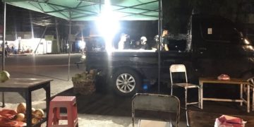 Senyum Merekah Pedagang “Kuud” Tepi Jalan, Antara Dunia Kedokteran dan Marketing yang Efektif