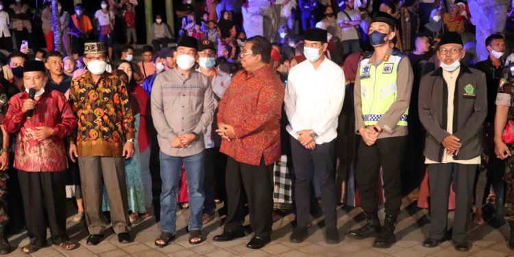 Takbir Keliling Umat Muslim Buleleng, Toleransi, Silaturahmi dan Kegembiraan