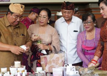 Bupati Suradnyana: Kembangkan Usadha Bali Sebagai Upaya Penyembuhan yang Diperhitungkan