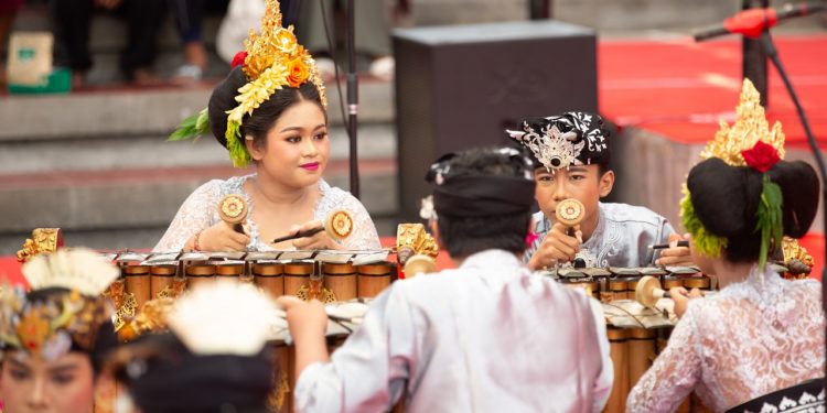 Penabuh Gender Anak-anak | Yang Selalu Eksis: Denpasar, Badung, Gianyar, Tabanan, dan Karangsem