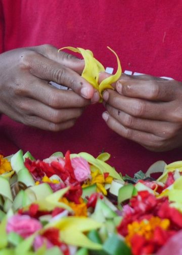 Kilas | Di Buleleng, Canang Sari Jadi Penyebab Inflasi