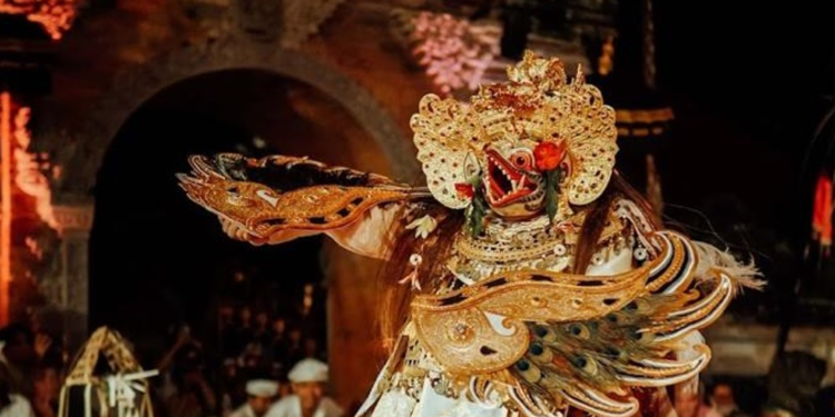 Sesolahan Ratu Paksi dalam Calonarang Bahula Duta di Catus Pata Ubud | Sebuah Sajian Tari Paksi Tunggal