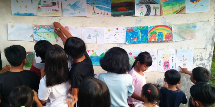 Melukis Bersama Cerita Rasa: Imajinasi, Inspirasi dan Gunung Kembar
