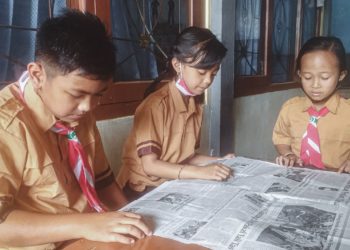 Membangun Lingkungan Akademis Sekolah yang Literat dengan TEKO Literasi