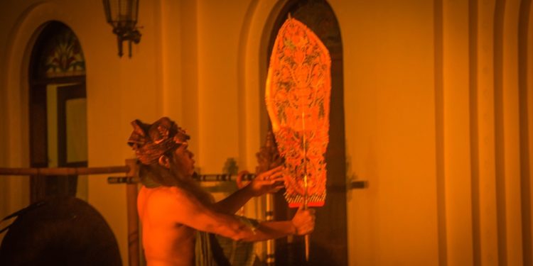 Tutur Candra Bherawa [1]: Tutur yang Mengumandang Dalam Suasana Kemerdekaan