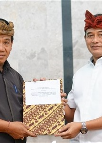 DPRD Buleleng Sahkan Ranperda Perubahan APBD 2022 Menjadi Perda