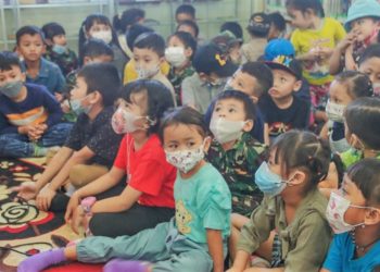 “Read Aloud” di Perpustakaan Buleleng, Anak-anak TK Mendengar dengan Ceria