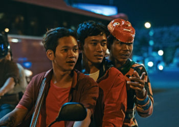 White Building : Potret Keruntuhan