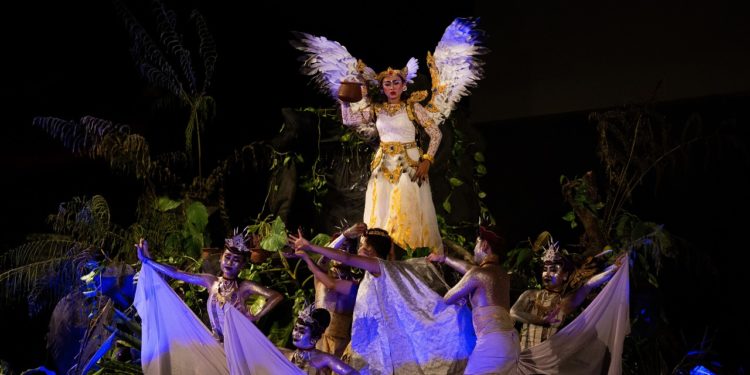 “Sangaskara: Abimatrana Tirtha Dakara”, Ramuan Pentas yang Dihidupkan Komunitas Seni Arjuna Production