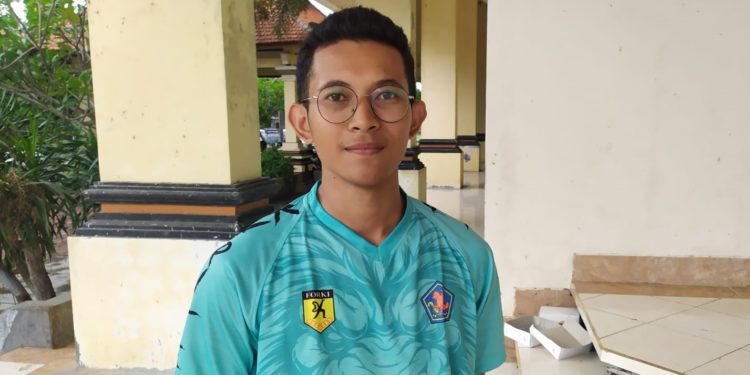 Januarta Wibawa, Penjaga Kedai, Jago Karate, dan Medali Emas untuk Buleleng