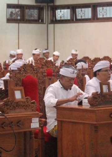 DPRD Buleleng Tanggapi Nota Pengantar Bupati Atas Dua Ranperda Usulan Eksekutif