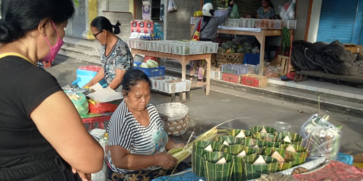 Serpihan Narasi Kecil Tentang Makna Kepahlawanan dari Kisah Perempuan Marginal