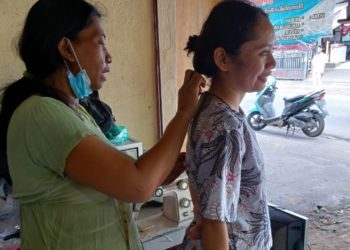 Kisah Penjahit Baju dan Hari Raya Natal di Buleleng