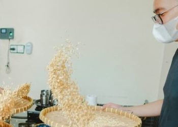 Mengintip Benny Santoso Membuat “Ini Tempe”: Inilah Tempe Artisan dari Bali yang Kaya Substansi