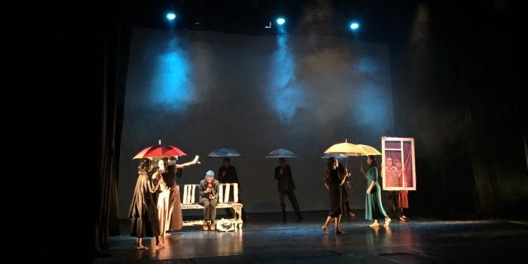 Teater Sebagai Produksi Memori  | Dari Pertunjukan “Semalam Masa Silam Mengunjungiku” Teater Satu Lampung