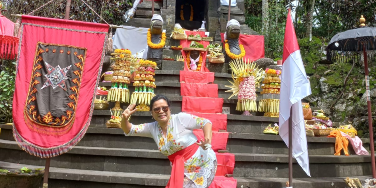 Menapak Jejak Konsep Purusa-Pradana di Lereng Gunung Rawung