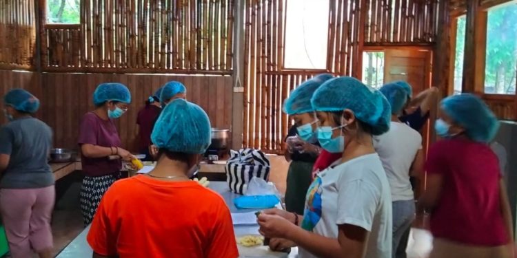 Susu Kedelai dari Desa Sangsit, Dibuat Oleh Anak-anak Kurang Mampu