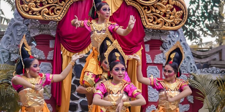 Malam Seni Kopi Banyuatis: Melestarikan Seni dan Mempromosikan UMKM