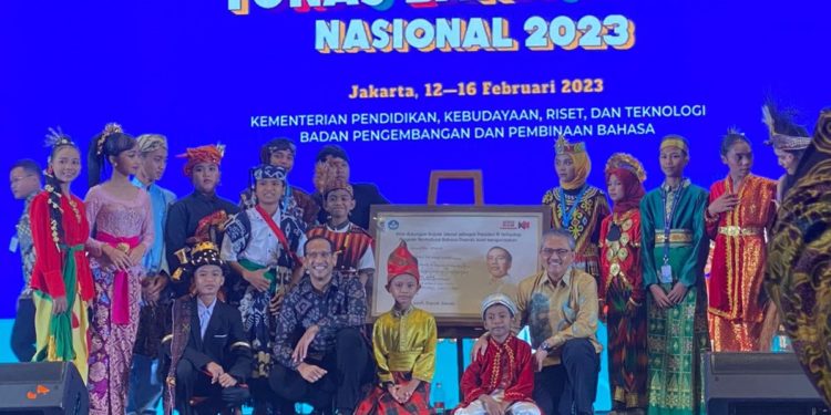 Lagu “Putri Cening Ayu” pun Bergema dalam Pembukaan Festival Tunas Bahasa Ibu Nasional