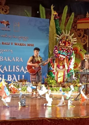 Teater Angin, Sakura dan Budang Bading Badung Juara Musikalisasi Puisi Bulan Bahasa Bali