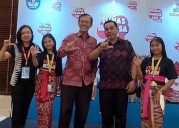 Terkait Revitalisasi Bahasa Daerah, Pemprov Bali Terima Penghargaan pada Festival Tunas Bahasa Ibu Tingkat Nasional