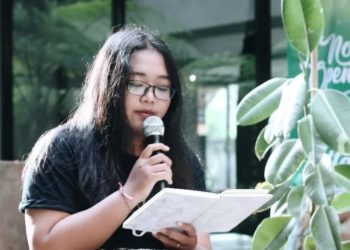 Puisi-puisi Wulan Dewi Saraswati | Sepucuk Kertas yang Ditulis di Eiffel Sebelum Saling Merindukan