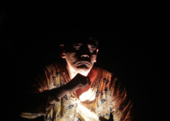 Monolog “Emak Gugat”: Sebuah Ekspresi Patologi Sosial