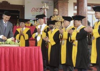 Dari Refleksi Dies Natalis VII Mpu Kuturan Singaraja : Progres Fisik, SDM dan Peningkatan Status Terus Digenjot