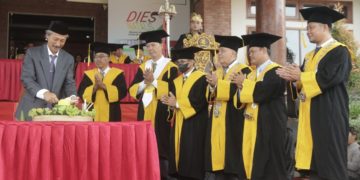 Dari Refleksi Dies Natalis VII Mpu Kuturan Singaraja : Progres Fisik, SDM dan Peningkatan Status Terus Digenjot