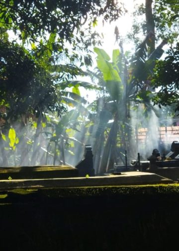 Memaknai Kehilangan