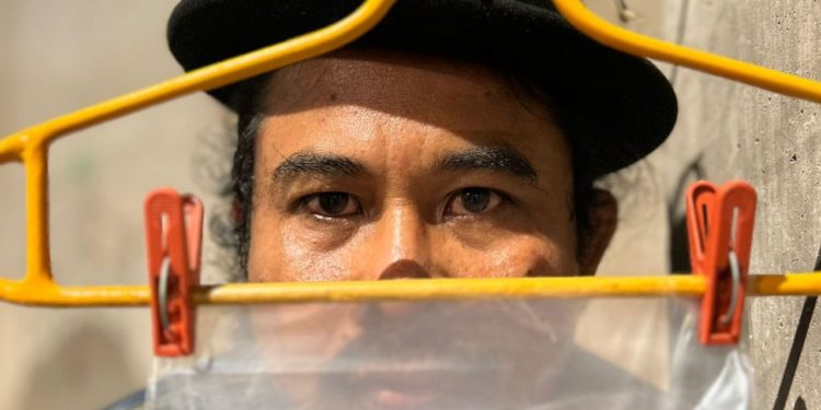 “Proyek Mengeringkan Air” Ketut Putrayasa: Sebuah Cibiran Sekaligus Pesan untuk Masa Depan