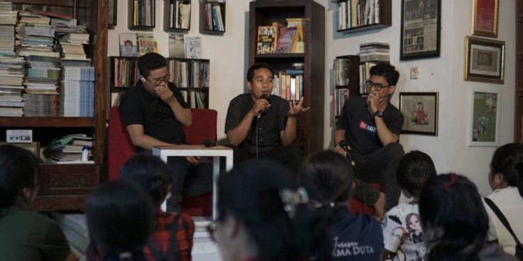 Pers Kampus Hari Ini: Wadah Berpikir Kritis, tapi Darurat Perlindungan! | Catatan Tatkala May May May 2023