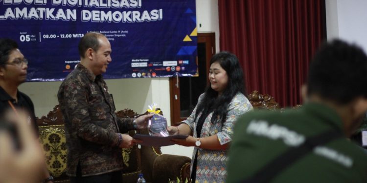 Peduli Digitalisasi, Selamatkan Demokrasi | Seminar Edukasi di STAHN Mpu Kuturan