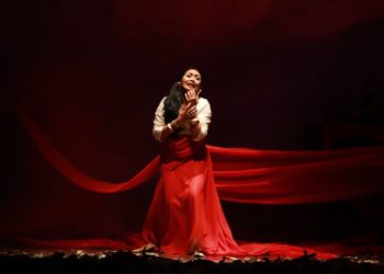 Pementasan Teater Monolog Drupadi: Menghadirkan Kisah Klasik Sebagai Tragedi Baru dan Bahas Isu Perempuan yang Relevan