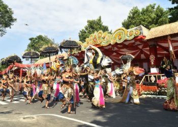 ISI Denpasar Mengawali Peed Aya PKB XLV 2023 dengan Dang Mredangga-Siwa Nataraja