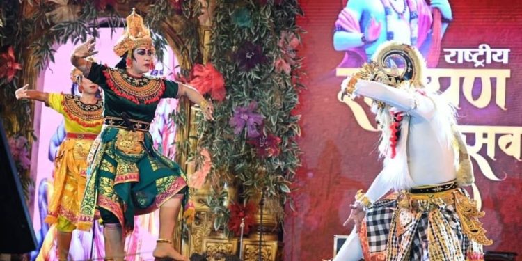 Seniman Bali Harumkan Indonesia pada “National Ramayan Mahotsav 2023”  | Laporan dari Raigarh India