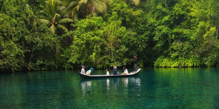 Mantra ke Danau Paisu Pok, Wisata Alam Nan Indah di Sulawesi Tengah