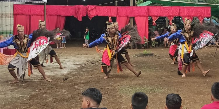 Jaranan di Tanah Borneo, “Kesurupan” dan Perpindahan Budaya