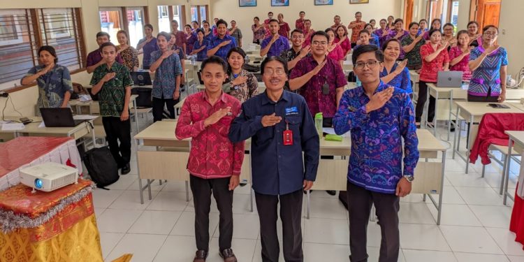 Diseminasi Revitalisasi Bahasa Daerah: Mulai Dari Diri Agar Tidak “Sebates Munyi”