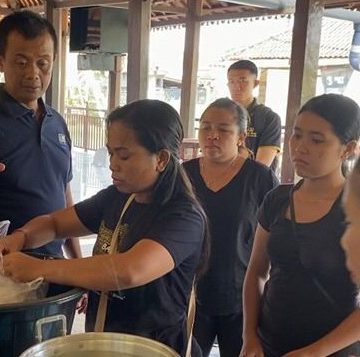Olah Kelapa Jadi VCO, Ada Metode Kering, Ada Metode Basah