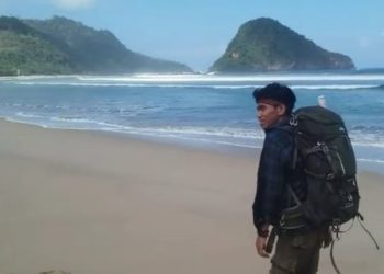 Pulau Merah: Surga di Selatan Banyuwangi