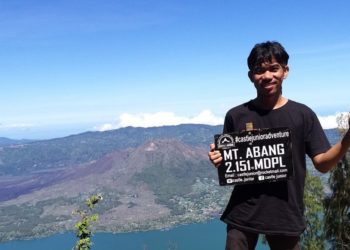 Pendakian Gunung Abang 2.151 Mdpl: Kita Tidak Pantas Mati di Tempat Tidur!