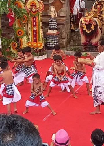 Drama Tari Calonarang dari Generasi Keempat Sanggar Kumara Mas Singapadu